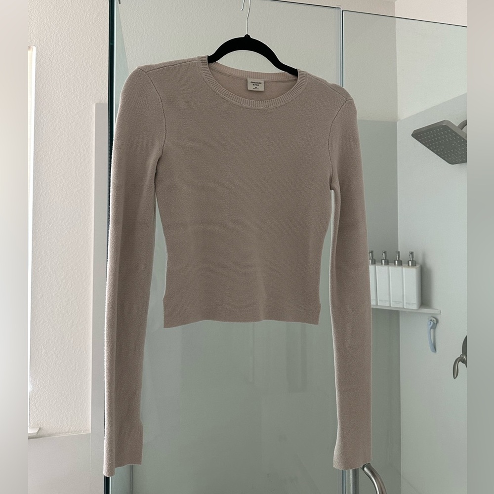 Abercrombie Beige Sweater